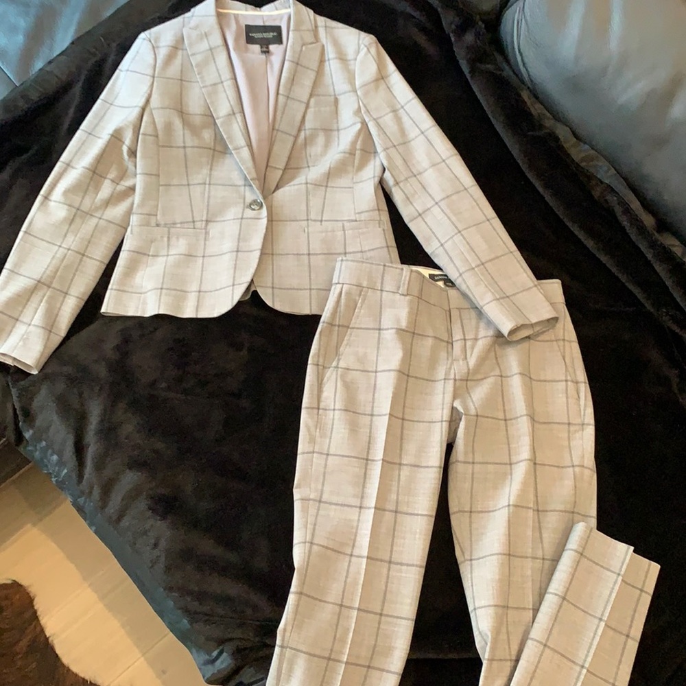 Grey 2 piece suit